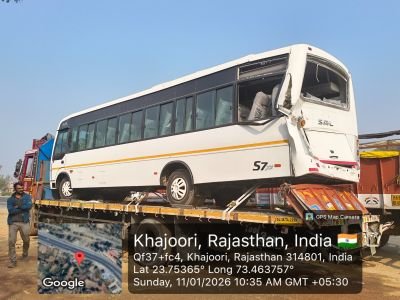 Accidental Damaged BS 3 Diesel Bus, Left Hand Drive